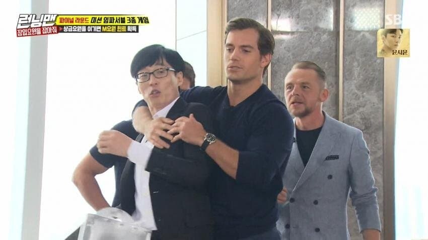MCU의 숨통을 조여오기시작하는 슈퍼맨_1.png