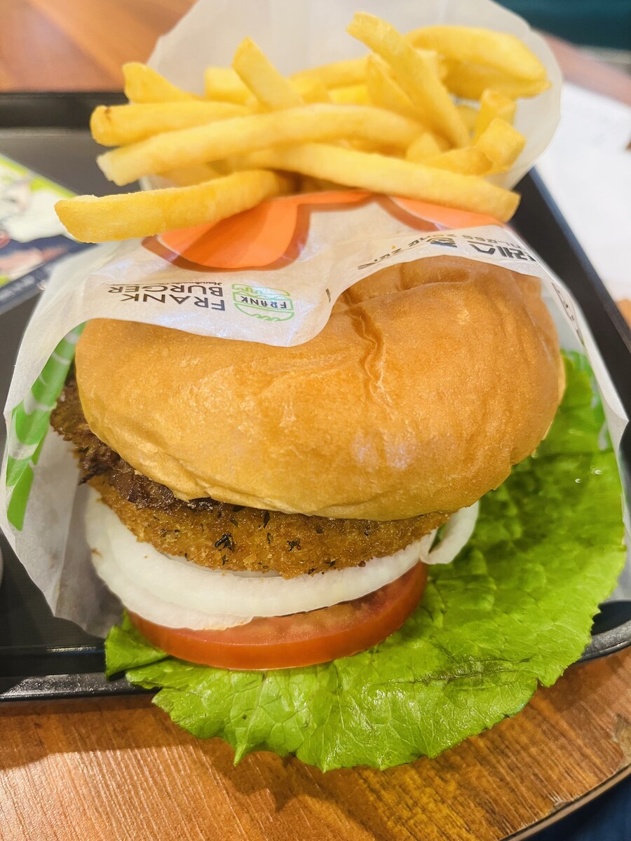 프랭크 버거 젠존제 콜라보 "엔비세트"_2.jpg