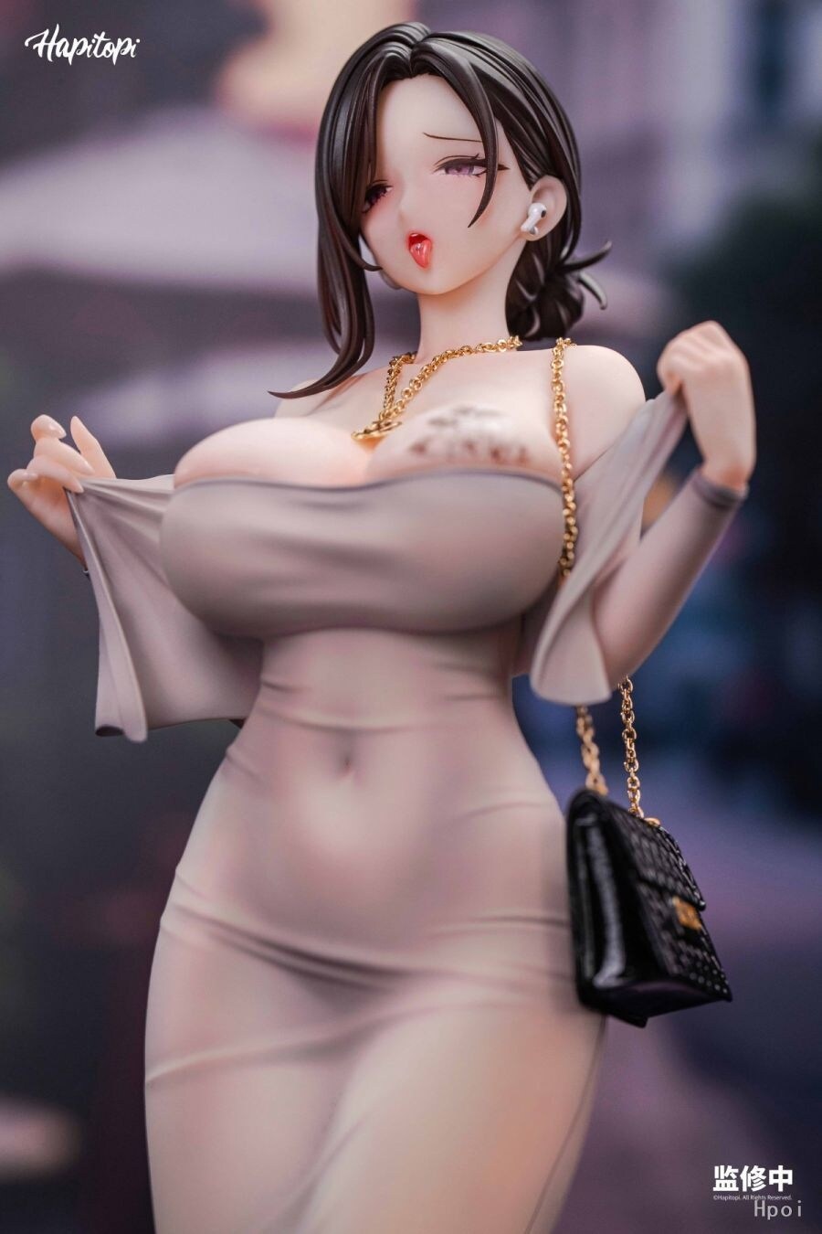 요염한 피규어_1.jpg