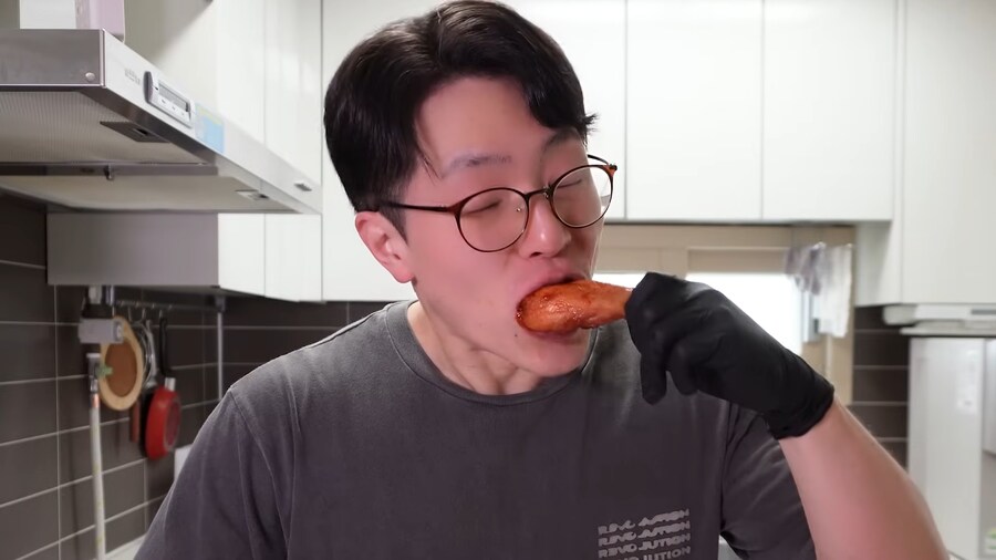 인방)컨텐츠때문에 어쩔수없이 폭식한 유튜버_9.png
