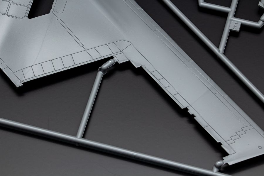 [아카데미 과학] 1/144 미공군 B-2A 스텔스 폭격기 런너 사진_18.png