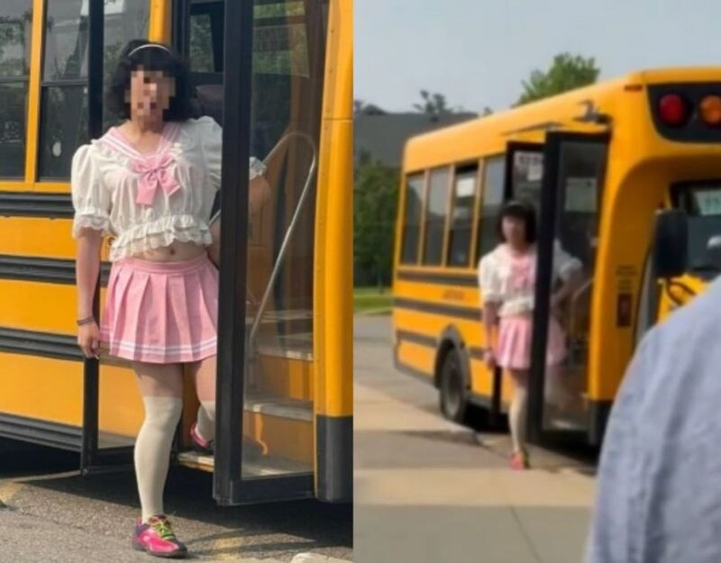 여자 교복 입고 스쿨버스 몬 운전사..버스 이름은 '로리타 라인'_1.jpg