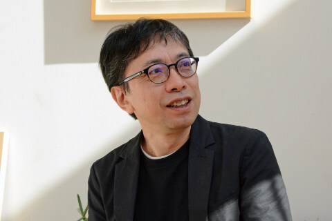 건담) 결국 이인간은 명작만들 생각 없었음_1.jpg