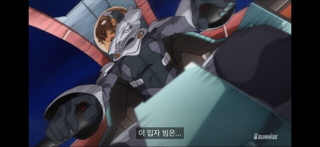 건담)개쩔었던 더블오 18화_15.jpg