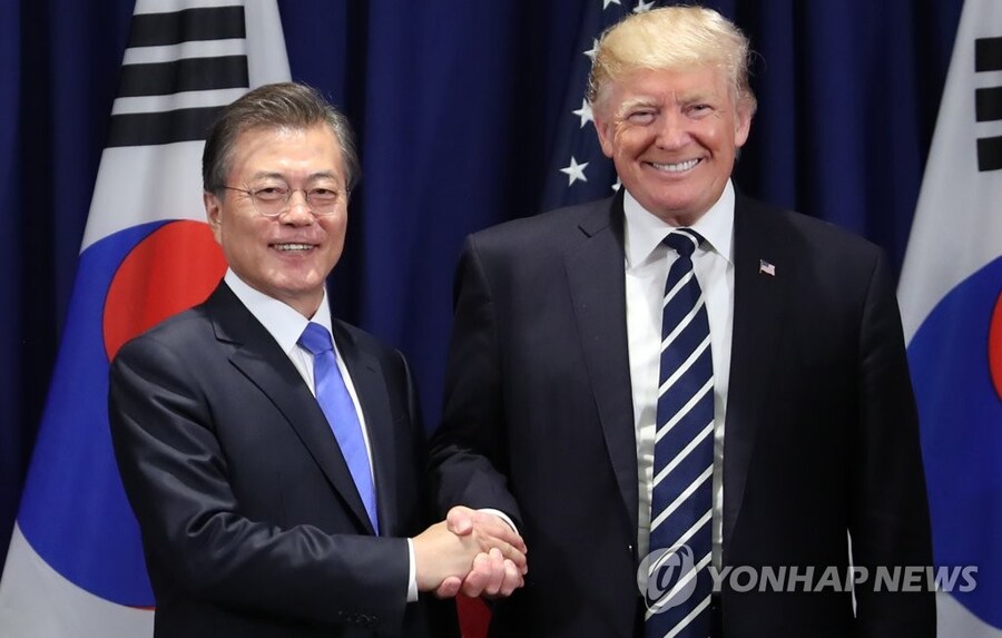 충격과 공포의 나토기념 사진.jpg_1.jpg
