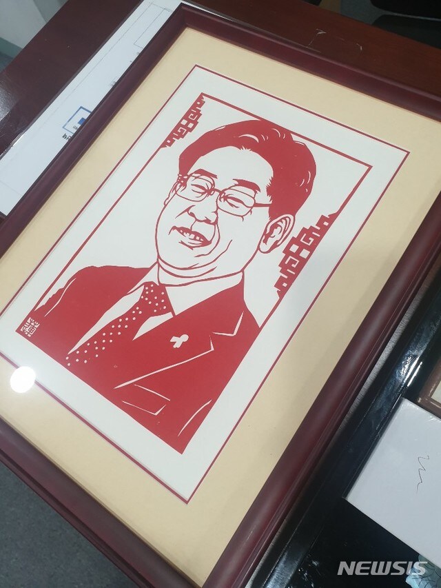 한국에는 세명의 이씨 대통령이 있다._3.png