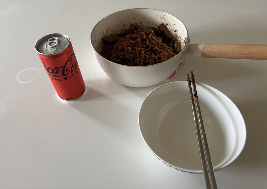 내가 방금 저지른 경범죄_1.jpg