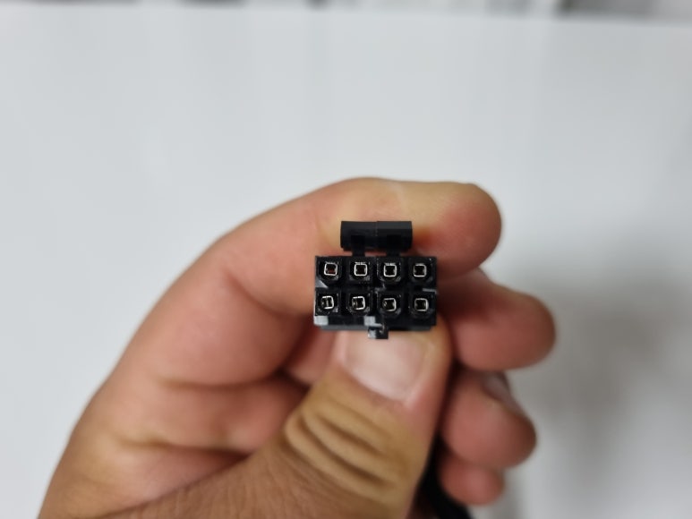 140mm 팬 장착한 골드파워 STARS CYGNUS 850W 풀모듈러 사용기_16.jpg