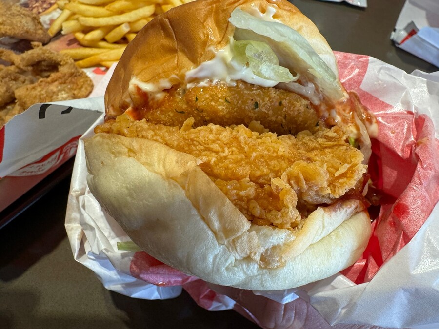 KFC 징거통다리세트~~~_2.jpg