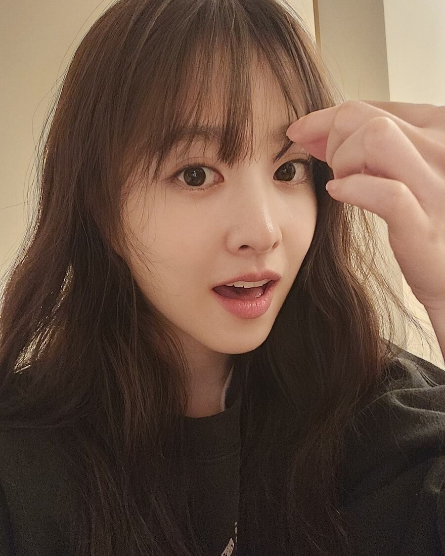 곧 데뷔 20년차 찍는 여배우_2.jpg