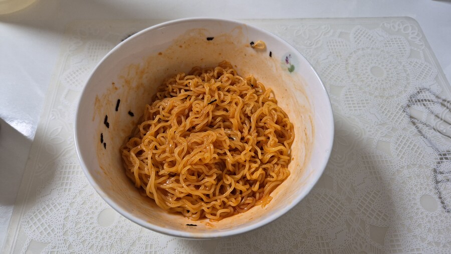 라면 끓이다 심심하면 하는 거_1.jpg