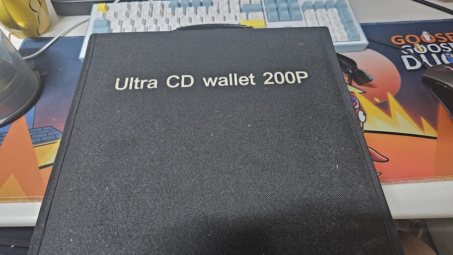 나도 로스트미디어 비슷한거 가지고있음_1.jpg