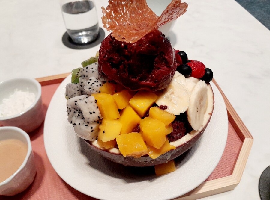 파르나스의 아사이베리 빙수_4.jpg