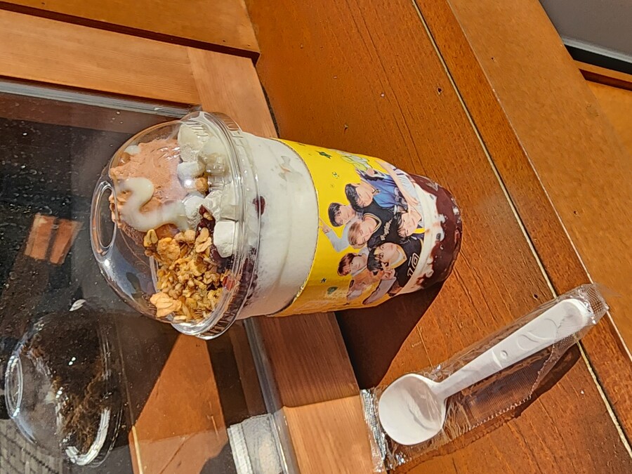 아침에 만끽하는 메가커피 팥빙수 오픈런_2.jpg