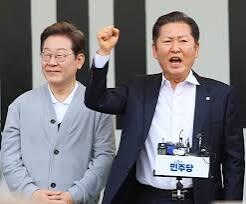 여기 청래 질서가 왜 이래?_2.jpg