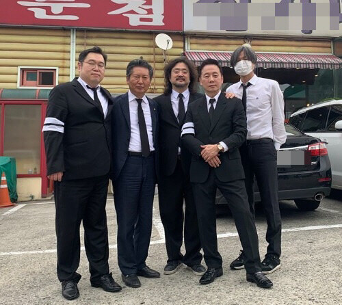 여기 청래 질서가 왜 이래?_3.jpg