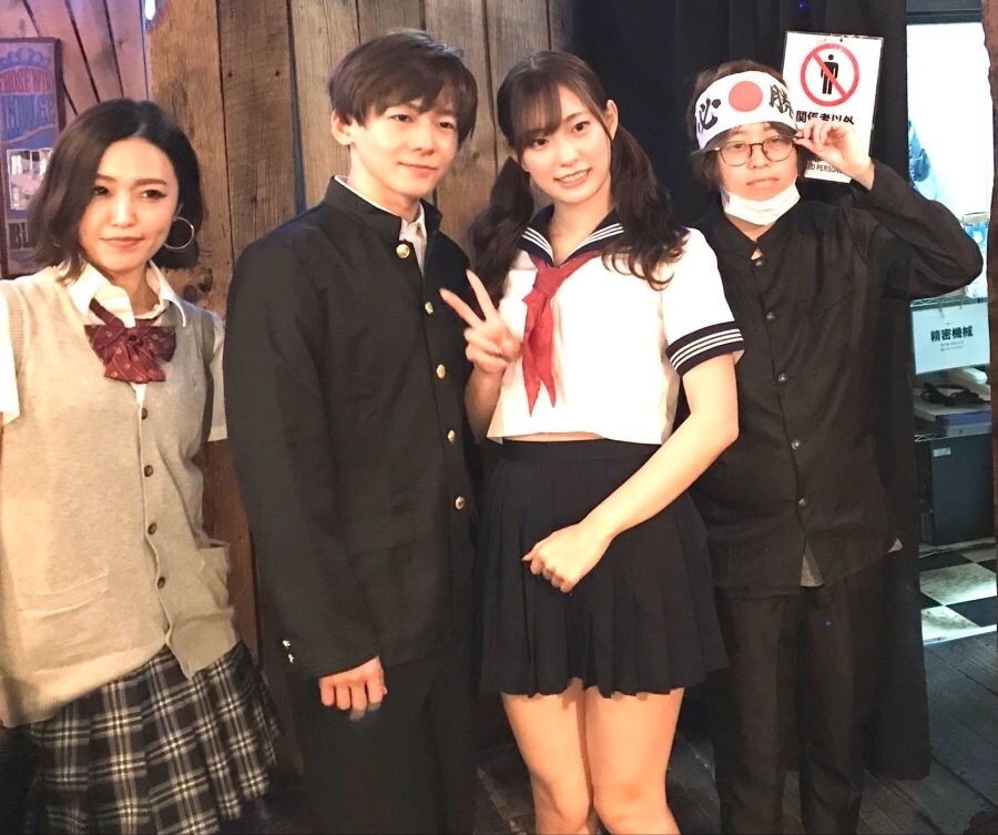 미타니아카리 교복핏_1.jpg