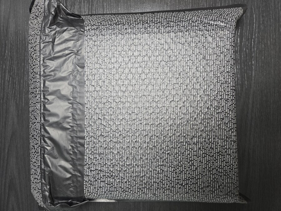 Dbrand 킬스위치 케이스 수령 후 소감입니다._1.jpg