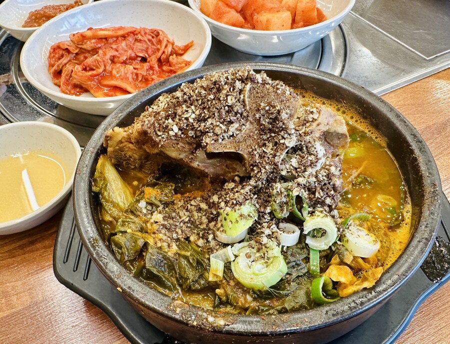 서부청기와감자탕 - 뼈해장국_1.jpg