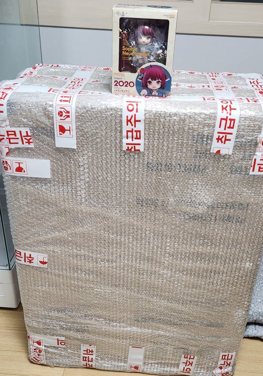 140만원짜리 피규어 사고싶음_2.jpg