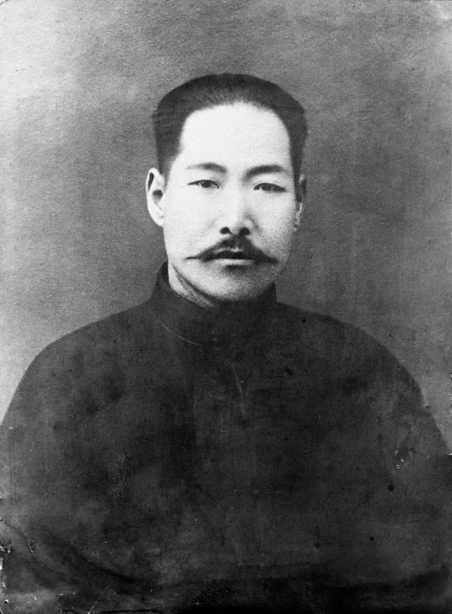 김두한 김좌진 친자논란은 반박할 가치도 없는 구라임_1.webp