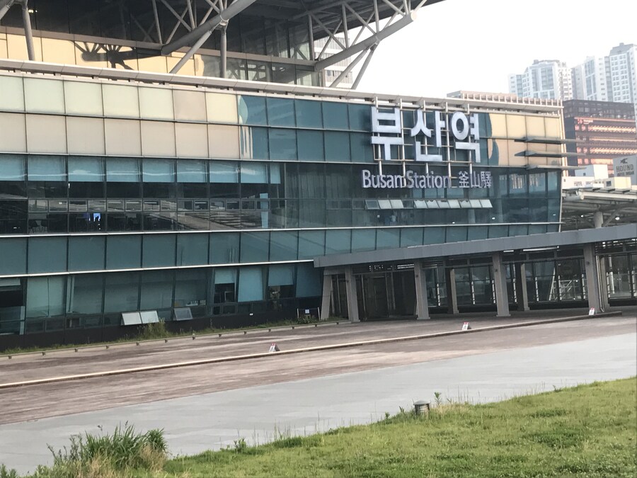 안녕 부산. 꼭 금방 보기를._1.jpg