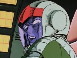 건담)??:너 이새키! 그때 왜 안나갔어!_4.jpg