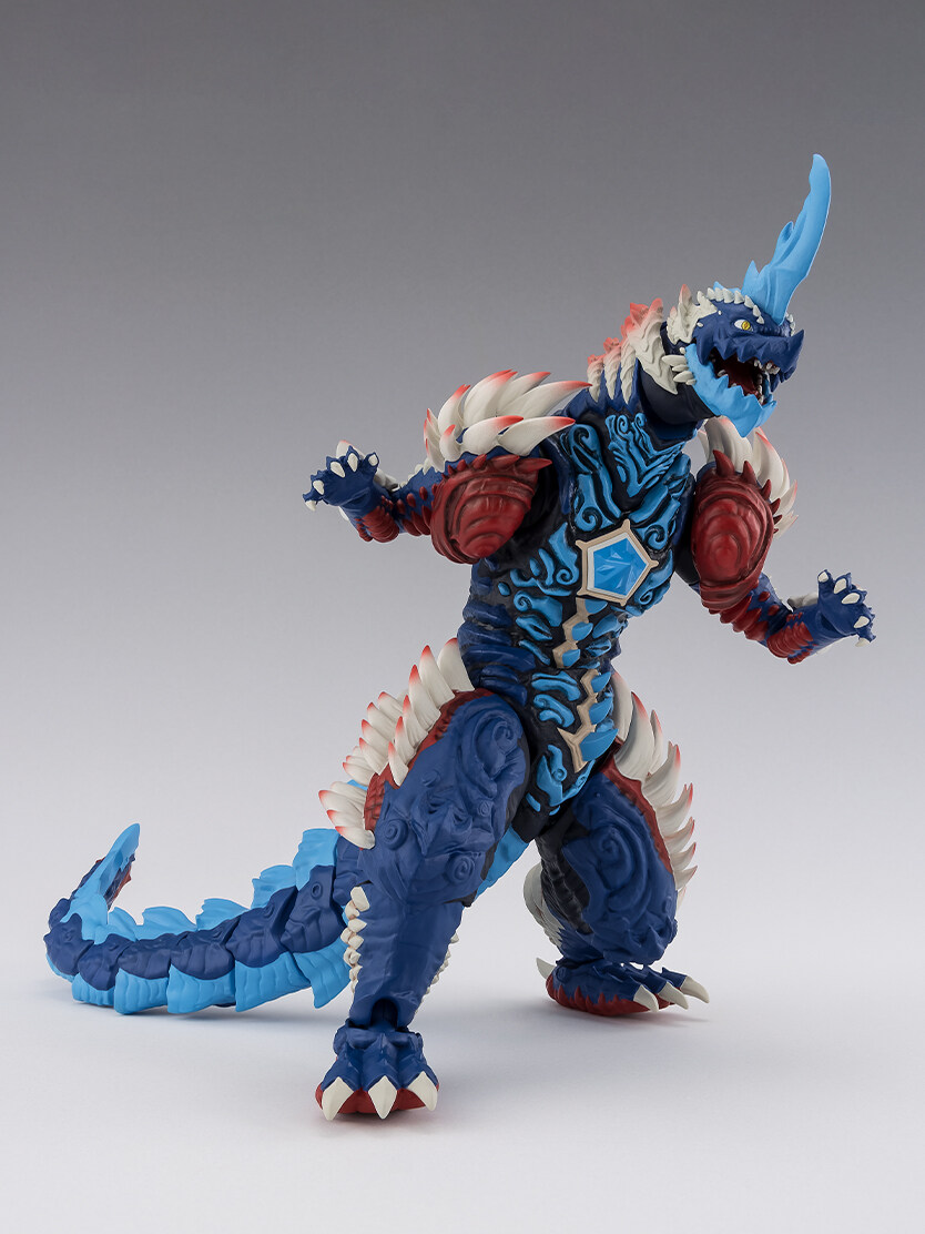 [반다이] S.H.Figuarts 울트라맨 오메가 레키네스_4.jpg