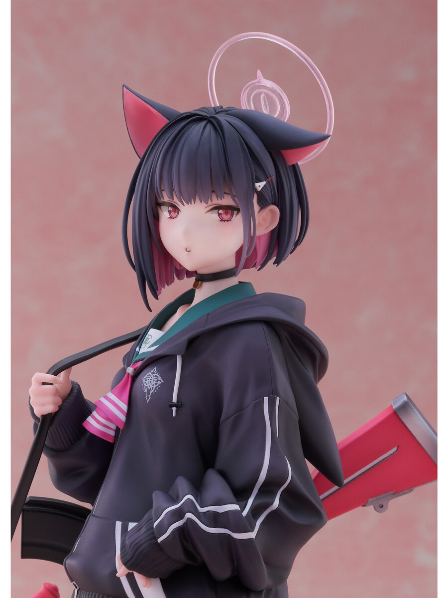 블루아카)크레넬 카즈사 1/7 스케일 피규어_2.jpg