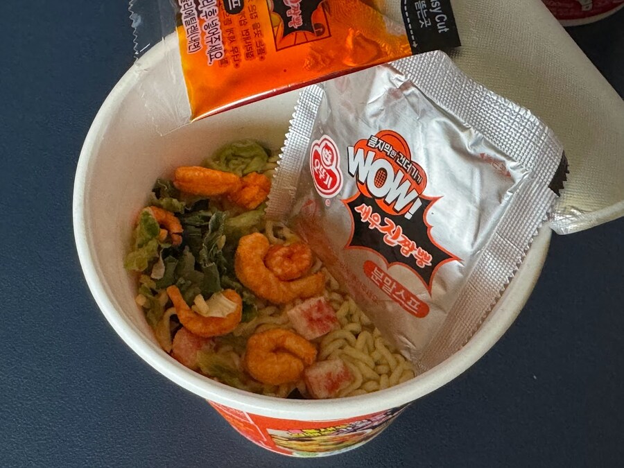 오뚜기 WOW! 고기열라면/새우진짬뽕_2.jpg