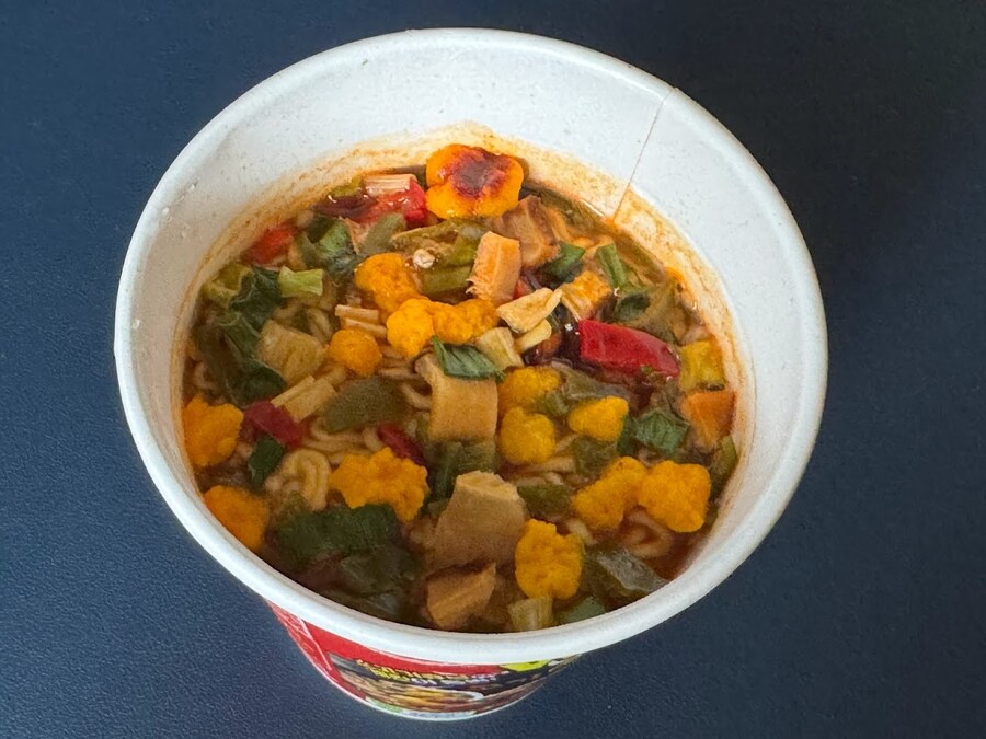 오뚜기 WOW! 고기열라면/새우진짬뽕_5.jpg