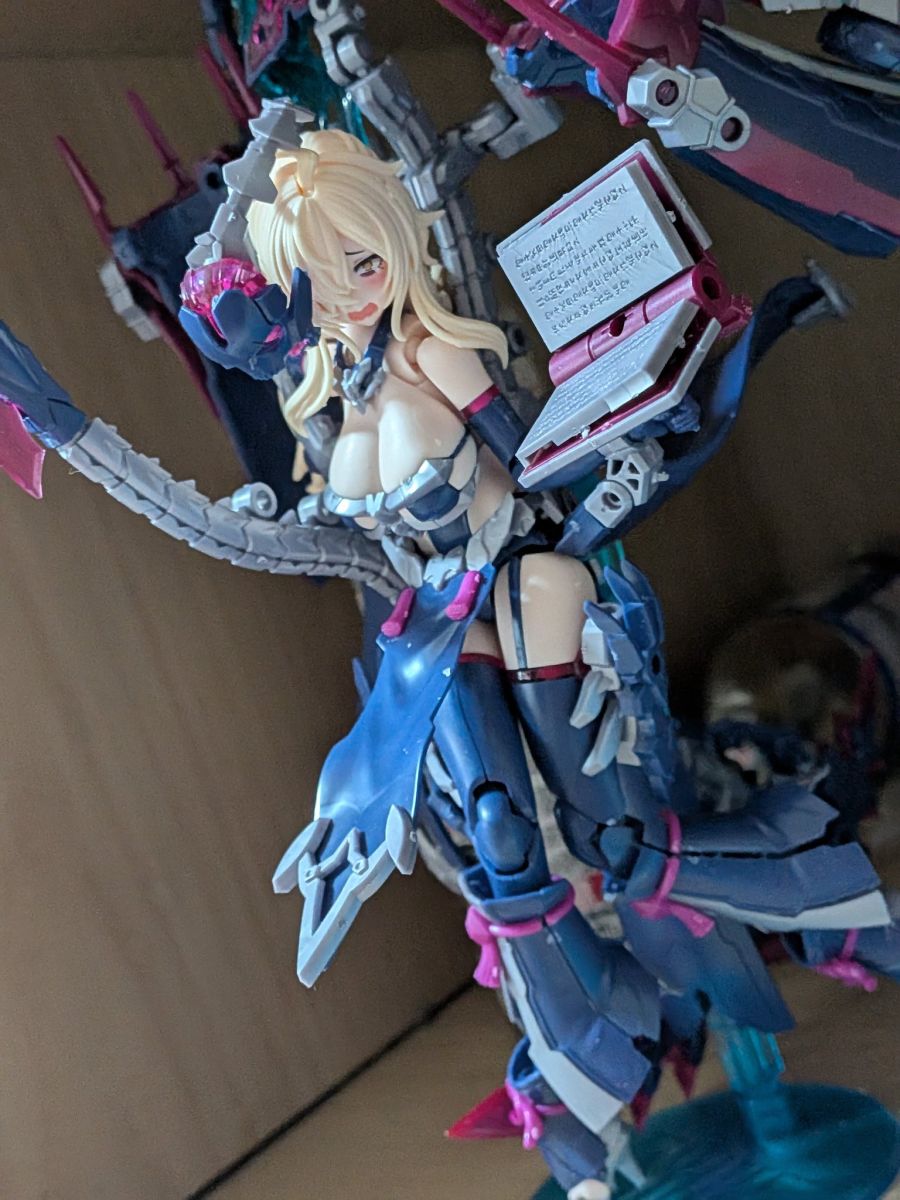 [코토부키야] 메가미 디바이스 오우부 츠쿠요미 레갈리아 가조립 사진 2_12.jpg