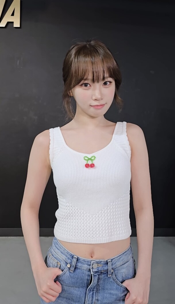 르세라핌) 김채원, 日10대 여성들이 닮고싶은 KPOP아이돌 1위 선정_1.jpg