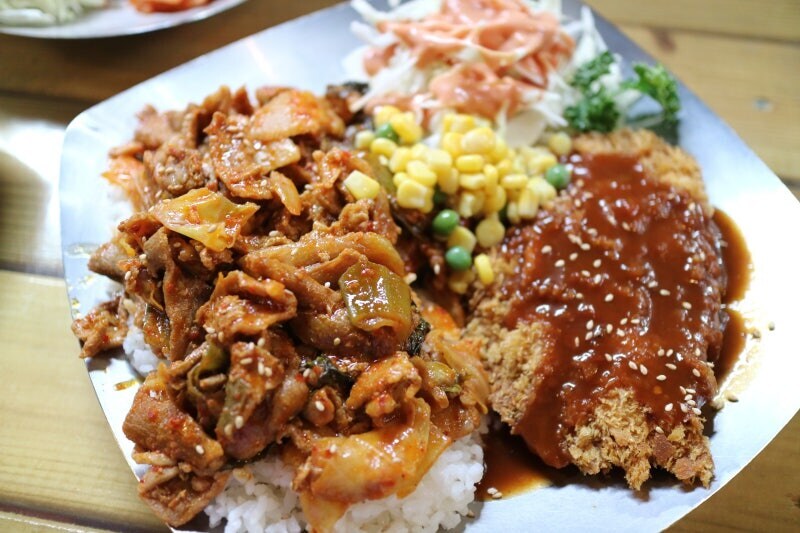 돈까스 vs 제육볶음 논쟁.jpg_4.jpg