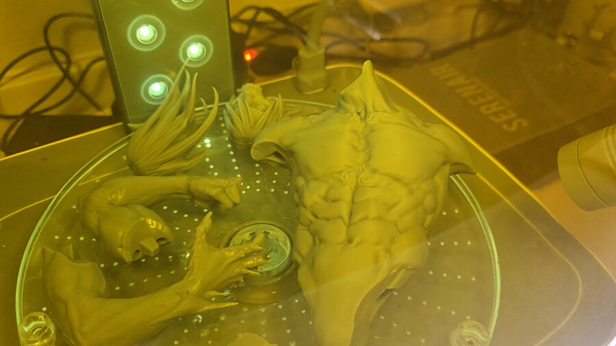 3D 프린터로 진격의 거인 디오라마 만들었습니다._15.jpg