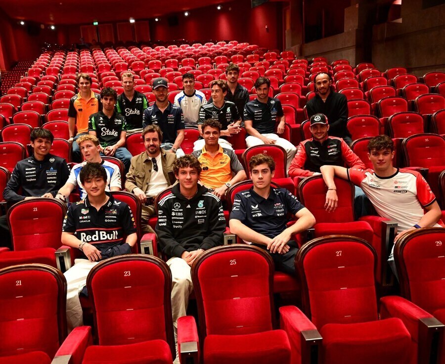 F1) F1 영화를 미리 본 현역 F1 레이서들 소감_1.jpg
