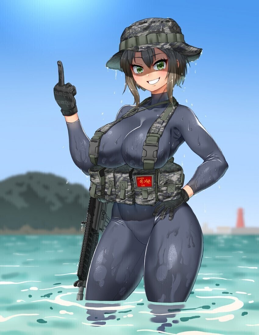 "살려주세요! 왠 이상한 해병대가 절 쫒고있어요!"_1.jpg