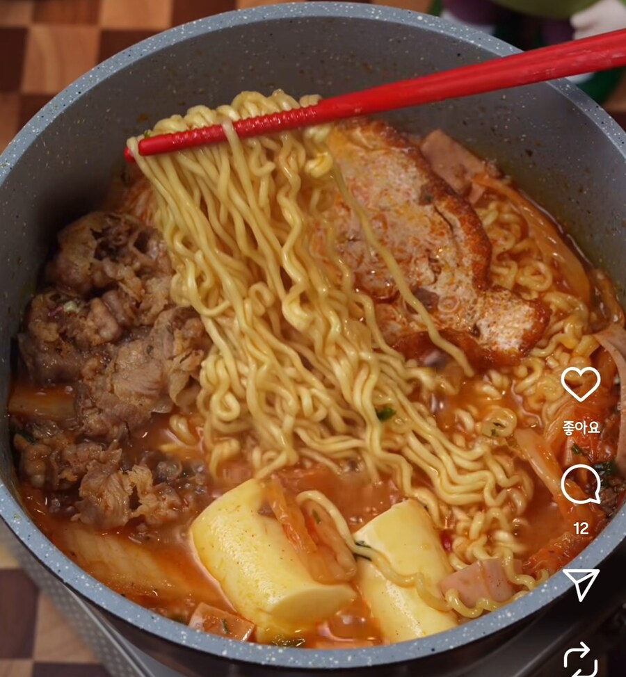 라면 맛있겠네_1.jpg