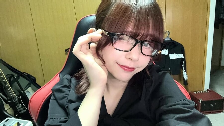 일본의 흔한 베이시스트 눈나.jpg_3.jpg