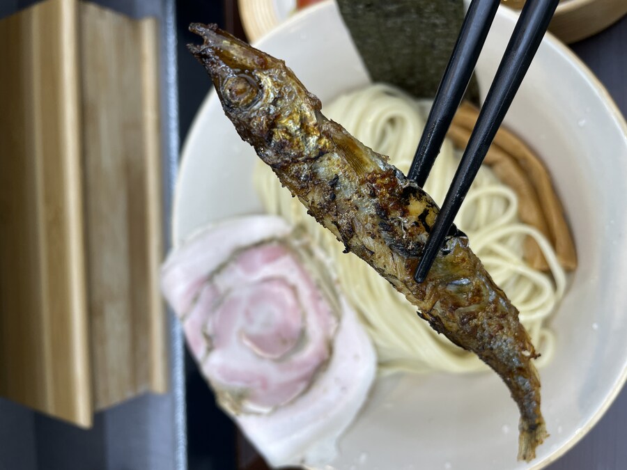 특선메뉴 앤초비 츠케멘_6.jpg