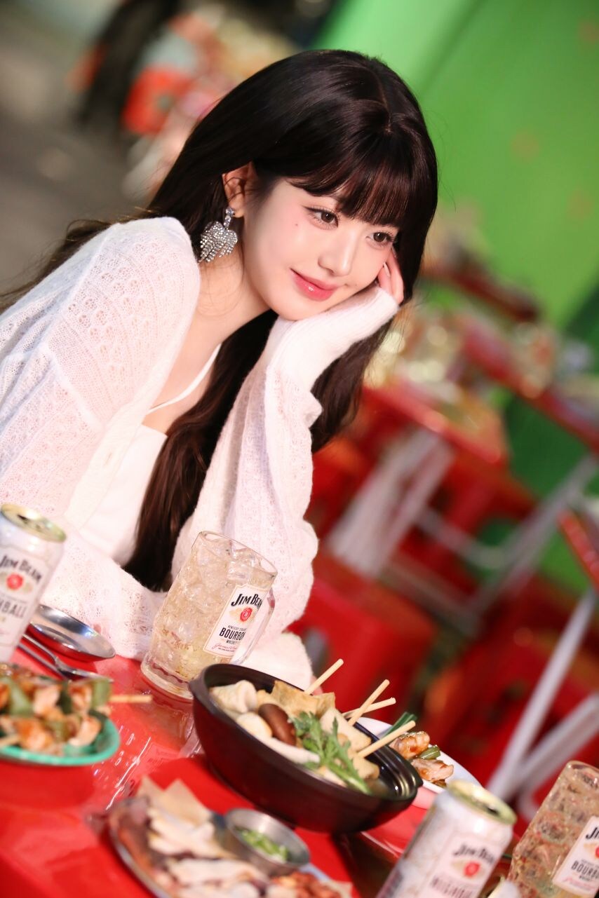 아이브 장원영_8.jpg