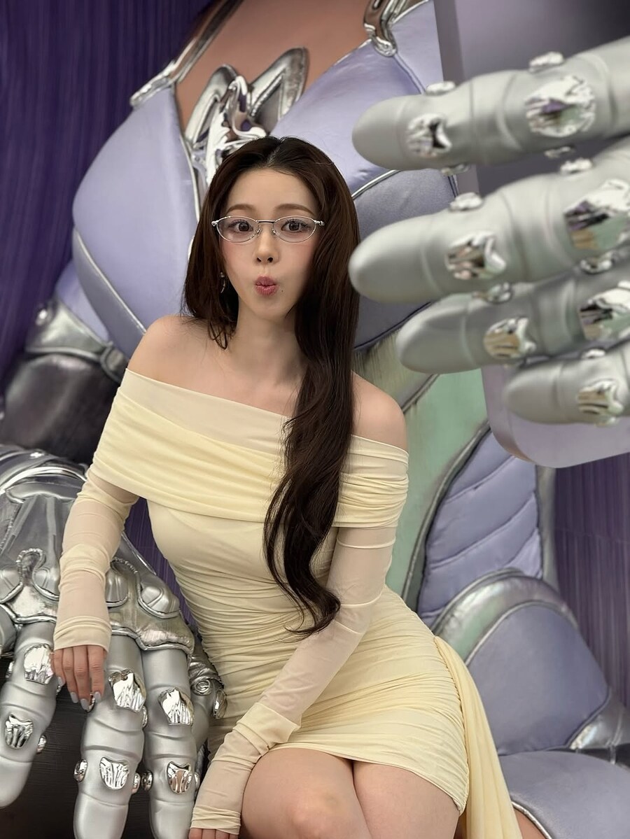 카리나 근황 (feat 젠틀몬스터)_5.jpg