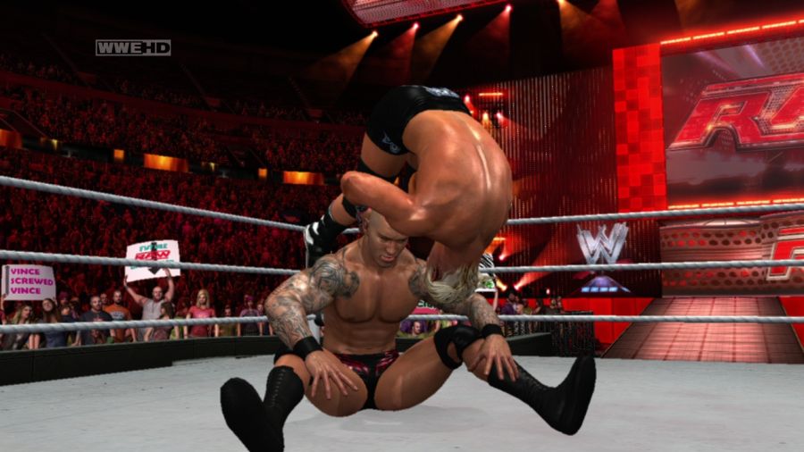 [레슬링게임]WWE 스맥다운vs로우 2011_9.jpg