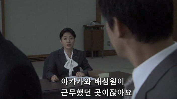 살인사건 재판 중 1차 배심원이 살해당해서 새로 배심원을 뽑은 결과_20.jpg