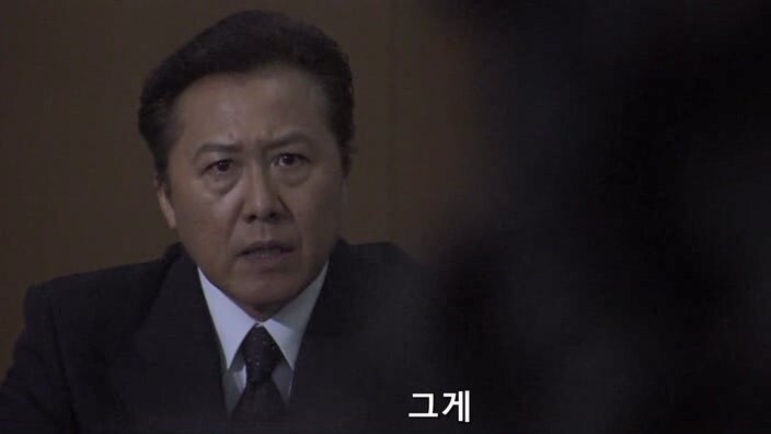 살인사건 재판 중 1차 배심원이 살해당해서 새로 배심원을 뽑은 결과_43.jpg