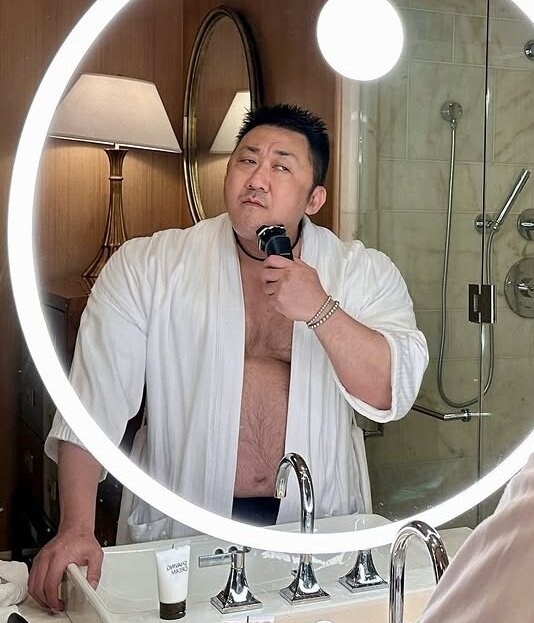 겐고로 작가를 낚을 수 있을만한 마동석 배우의 사진들을 올려보자_2.jpg
