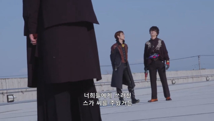 오늘자 가면라이더 가면 끼이야야야악 스토리 근황_10.jpg