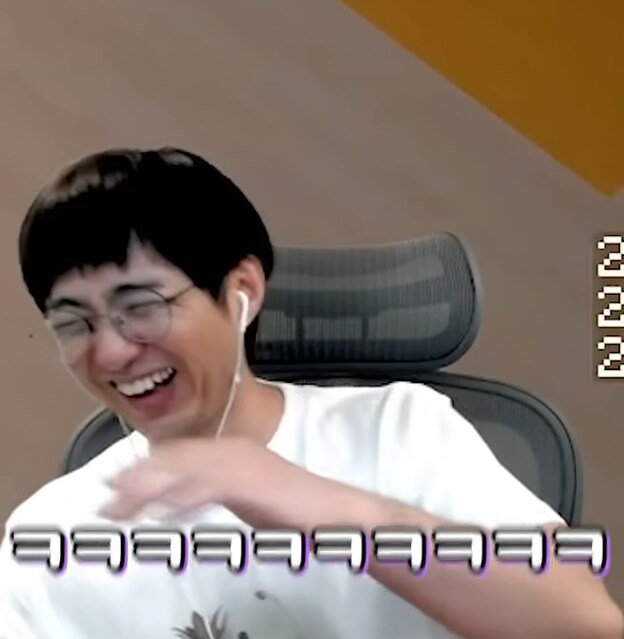 버튜버) 점장님아 우리 뭐 팔아요?_5.png