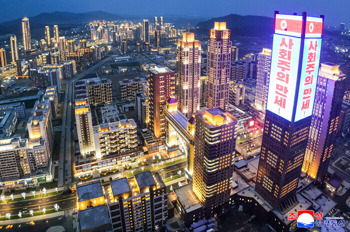 북한에서 화제라는 요즘 북한 신도시 수준 ㄷㄷㄷ;;_20.jpg