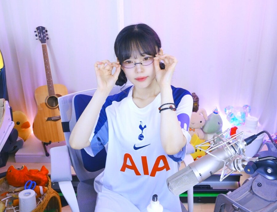새봄TV] MindsEye+Later Alligator+롤 우지 전설스킨 구매하기_1.png